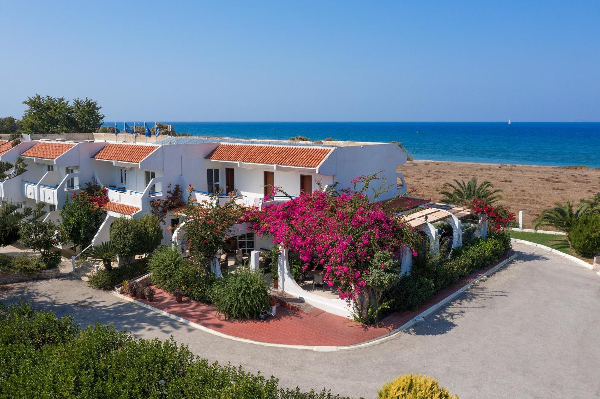 Nirvana Beach Hotel Θεολόγος Εξωτερικό φωτογραφία
